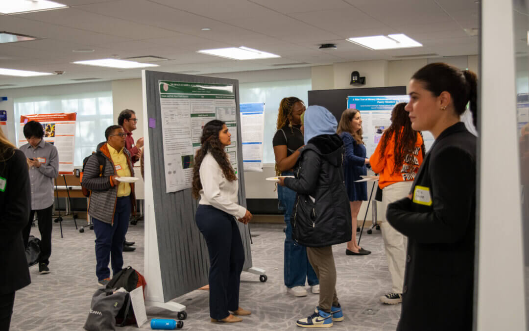 Undergraduates share their research during symposium